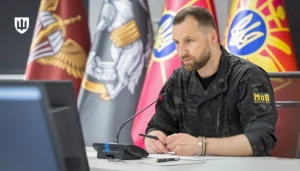 Звільнення Хмари і призначення міністром: послідовність подій